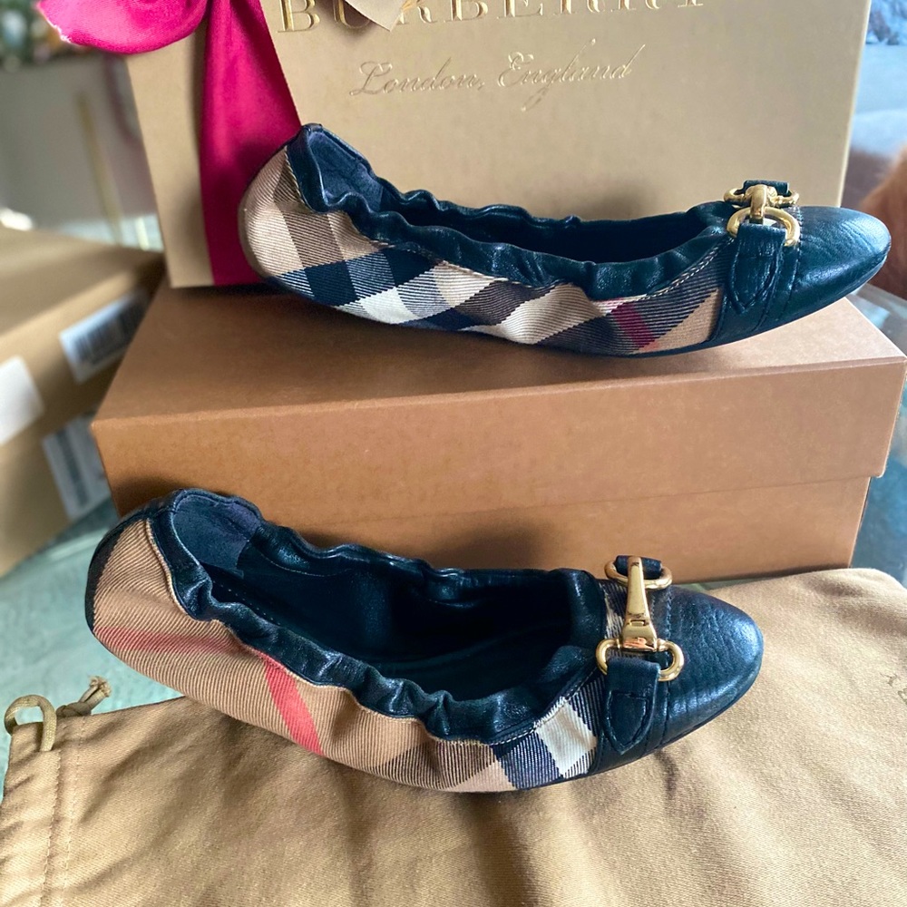 Burberry flats ballet